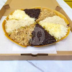 Martabak Pizza Keju Kacang Ceres Wijen