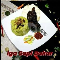Nasi Kebuli   Iga Sapi Bakar
