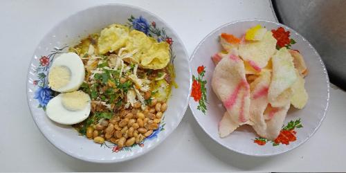 Bubur Ayam Sunda Asli Cianjur,Moh Kahfi