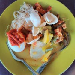 Lontong   Telur Bulat