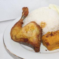 Ayam Penyet Bumbu Kuning