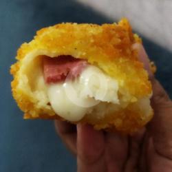 Risoles Smooked Beef Egg Mayo (5 1)