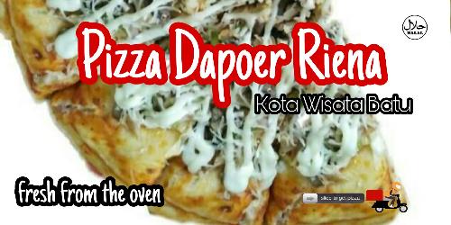 Pizza Dapoer Riena, Batu