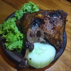 Bebek Bakar Sambal Lalaban