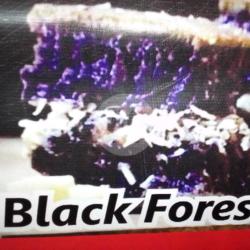 Black Forest Keju Pisang Susu