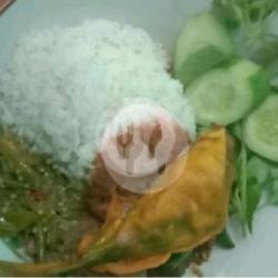 2 Nasi Ikan Laut ( Sambal/goreng)