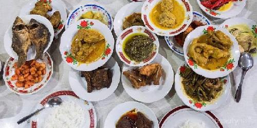 Masakan Padang Surya Angkasa, Tegalsari