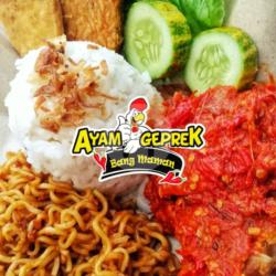 Ayam Geprek Mie Goreng   Nasi Free Es Teh