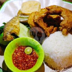 Tempong Ayam Dada