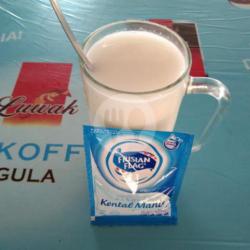 Susu Putih Panas