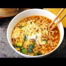 Mie Ramen Pedas