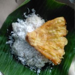 Pulut Kelapa Campur Pisang