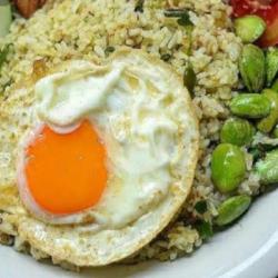 Nasi Goreng Pete Cabe Ijo