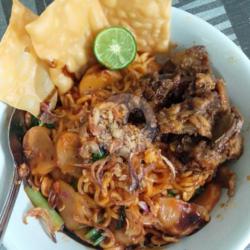 Mie Mercon Tulang