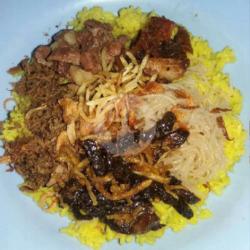 Nasi Kuning Istimewa