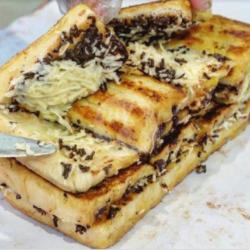 Roti Bakar Kasino Kacang Keju