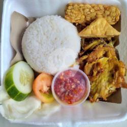 Nasi Ayam Remuk Bagian Dada