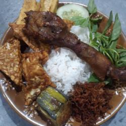 Nasi Kepala Bebek   Tahu Tempe   Bumbu Kuning