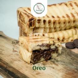 Roti Bakar Coklat Oreo (campur) Susu