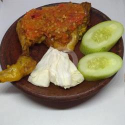 Paha Penyet Tanpa Nasi Sambel Ngoceh