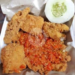 Nasi Tuna Geprek Pedas