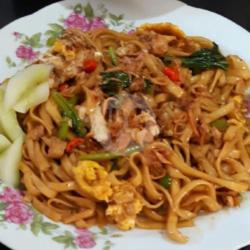 Mie Goreng Pedas Enayo