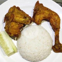 Sego Ayam Goreng Kampung