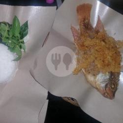 Nasi Putih Kakap/nila Goreng Kremes