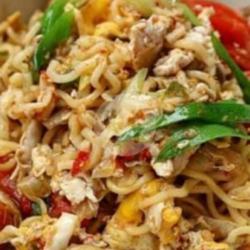 Mie Tek-tek Rebus Super Spesial   Telor   Sayuran   Sosis   Bakso