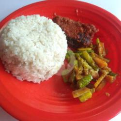 Nasi   Tongkol Balado   Tumisan / Sayur