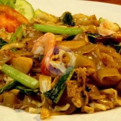 Kwetiau Goreng Basah Special.