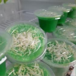 Puding Pandan Keju Serut