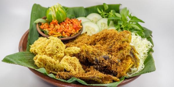  Ayam Goreng Bugisan Denggung GoFood