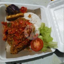 5 Nasi Ayam Gemprek Sabumbal Petir