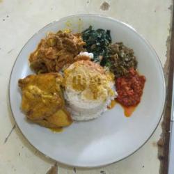 Nasi Ayam Gulai