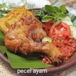 Nasi Pecel Ayam Jumbo
