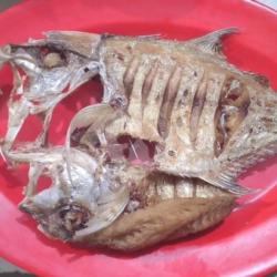 Ikan Kuek Goreng Kering