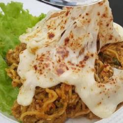 Indomie Goreng Mozarella