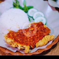 Paket Ayam Geprek, Tempe/tahu, Sambal Terasi