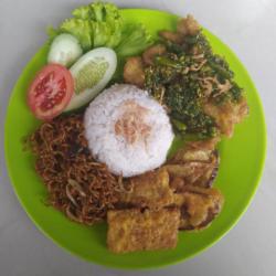 Nasi Ceker Cabe Ijo