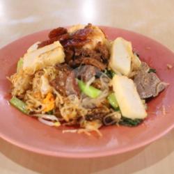 Bihun Goreng Isi