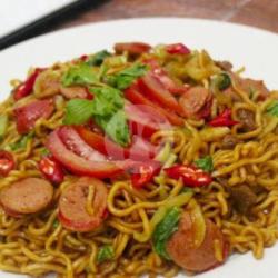 Mee Goreng   Telur Ceplok   Sosis