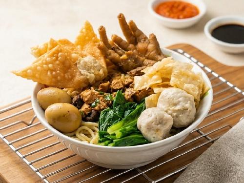 Mie Ayam Wangun Surodinawan, Jl. Suromulang No.33c