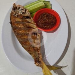 Ikan Ekor Kuning Goreng