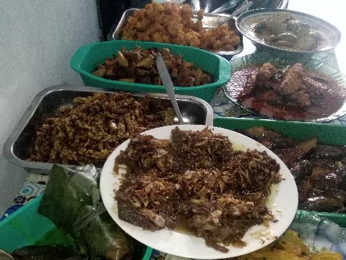 WARUNG NASI DOA IBU, JL.lawang gintung,gedung 7