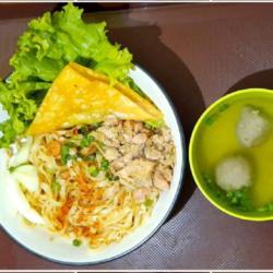 Mie Ayam Gepeng Bakso