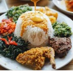 Nasi Sayur  Ayam Goreng Krupuk Teh Panas, Es.