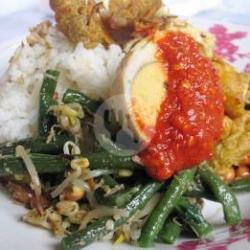 Nasi Campur Lauk Ayam