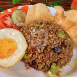 Nasi Goreng Petai Ikan Asin