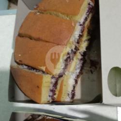 Martabak Kacang  Coklat